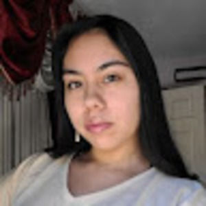 Meet your Posher, Yailin